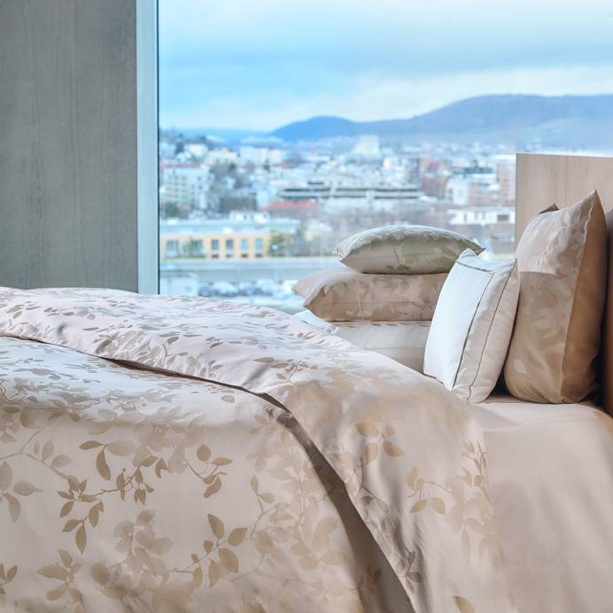 Christian Fischbacher Bettwäsche Jacquard Leaves