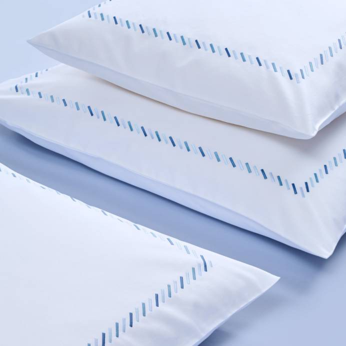 Christian Fischbacher Bettwäsche Satin Luxury Nights Rayas